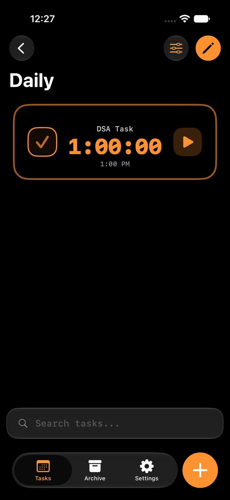TimesOut active focus countdown timer with pause and complete controls
